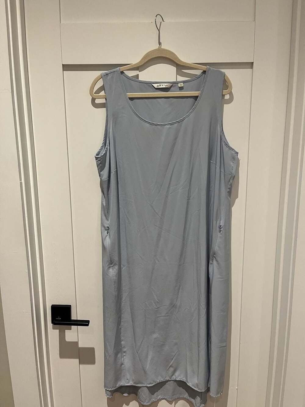 Orvis Women's Sleeveless Travel Dress with Zipper Pockets Light Blue